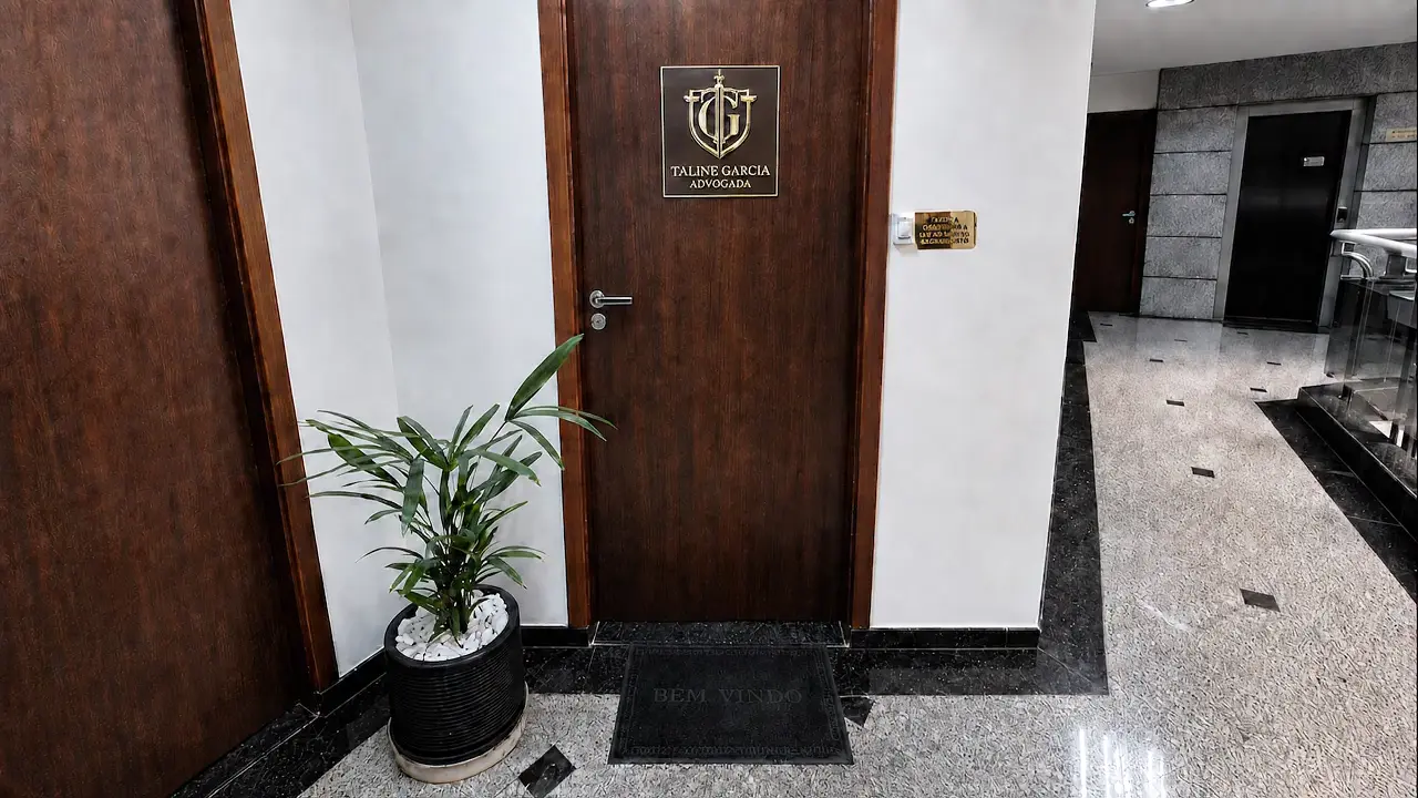 Entrada do escritório da Dra. Taline Garcia